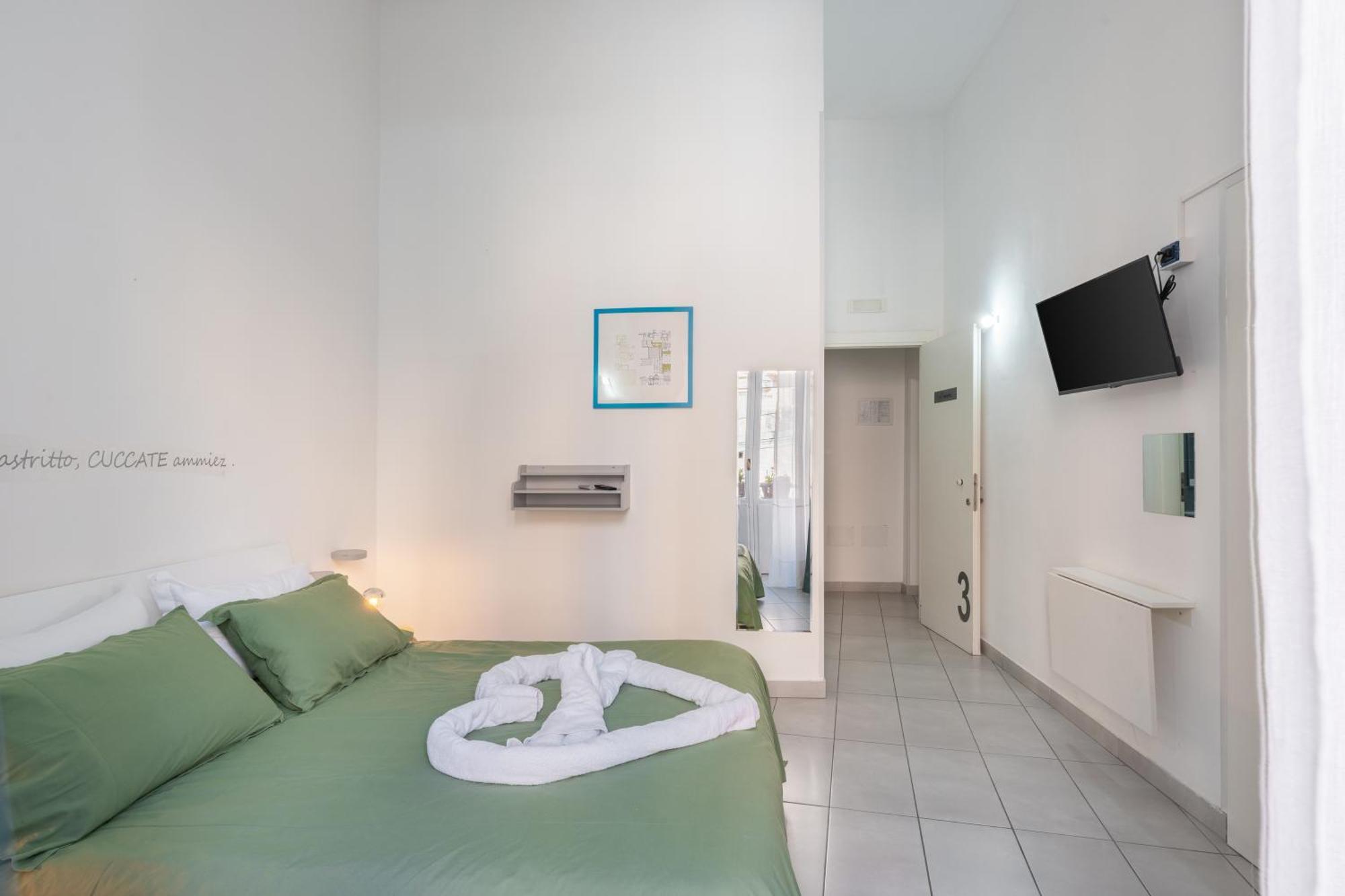 Nina Suites نابولي المظهر الخارجي الصورة