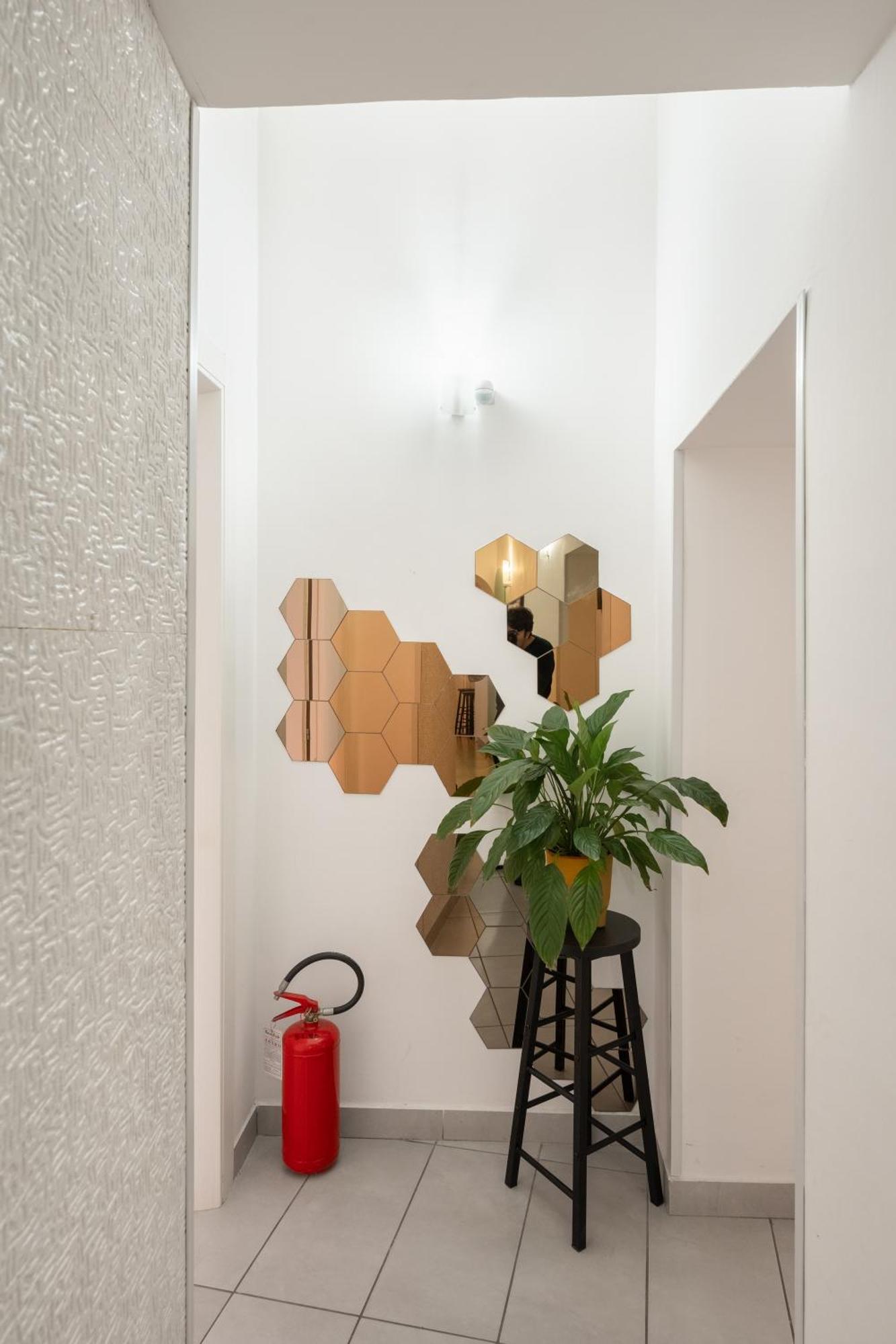 Nina Suites نابولي المظهر الخارجي الصورة
