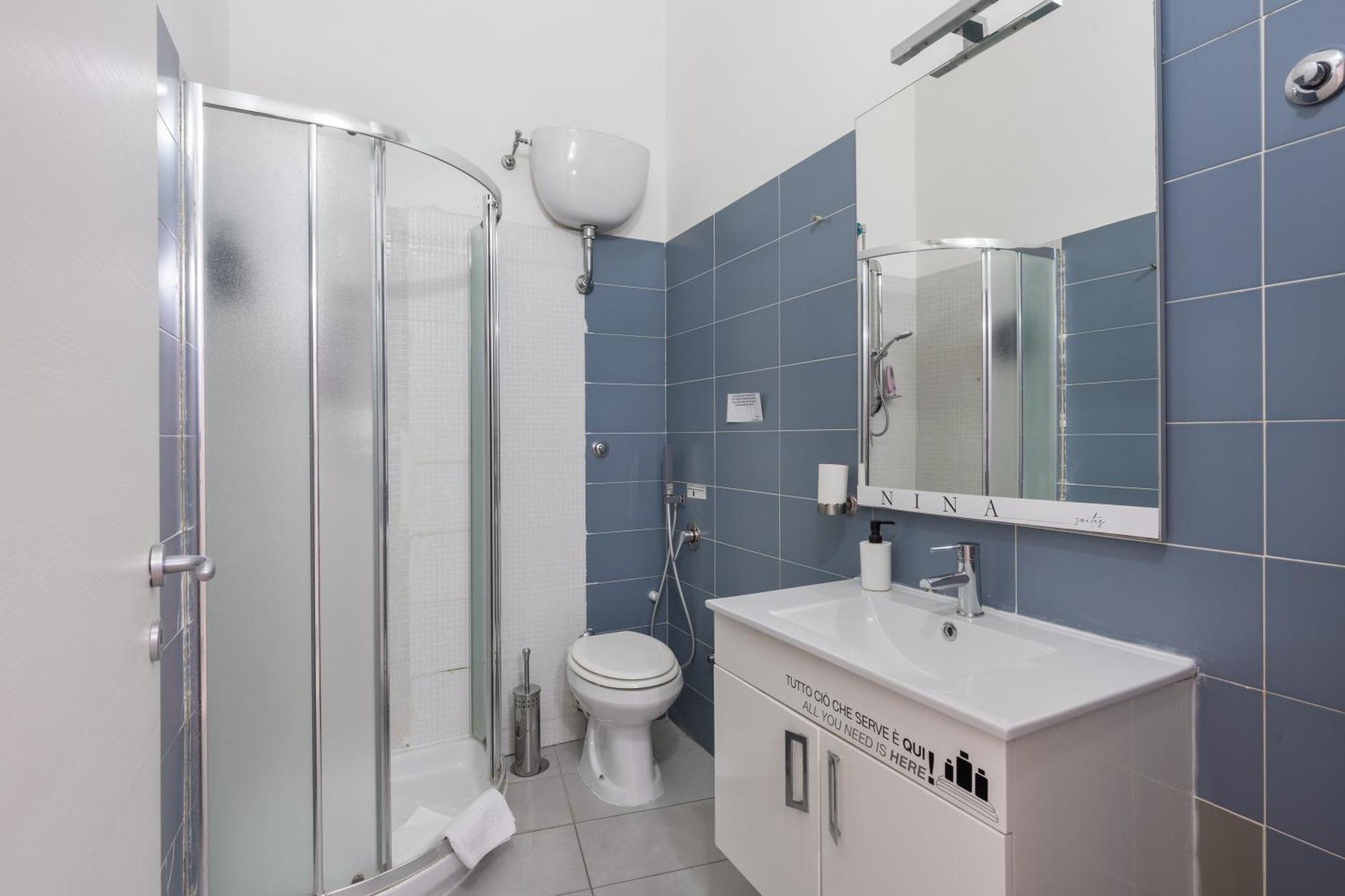 Nina Suites نابولي المظهر الخارجي الصورة