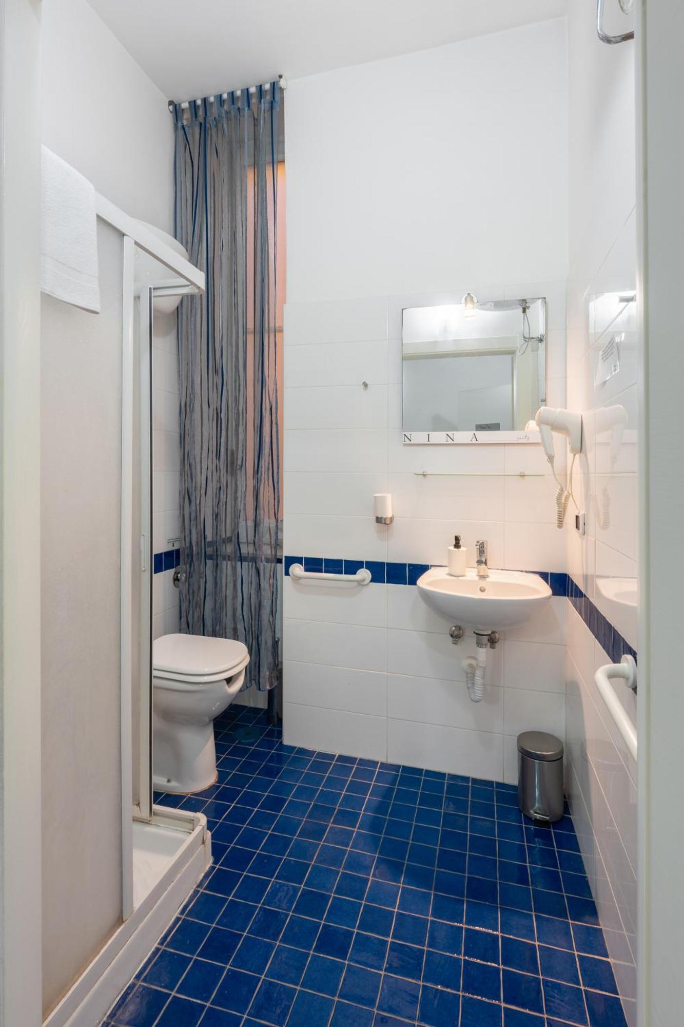 Nina Suites نابولي المظهر الخارجي الصورة