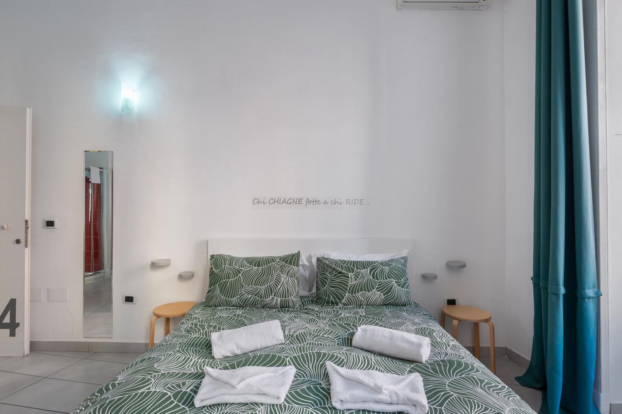 Nina Suites نابولي المظهر الخارجي الصورة