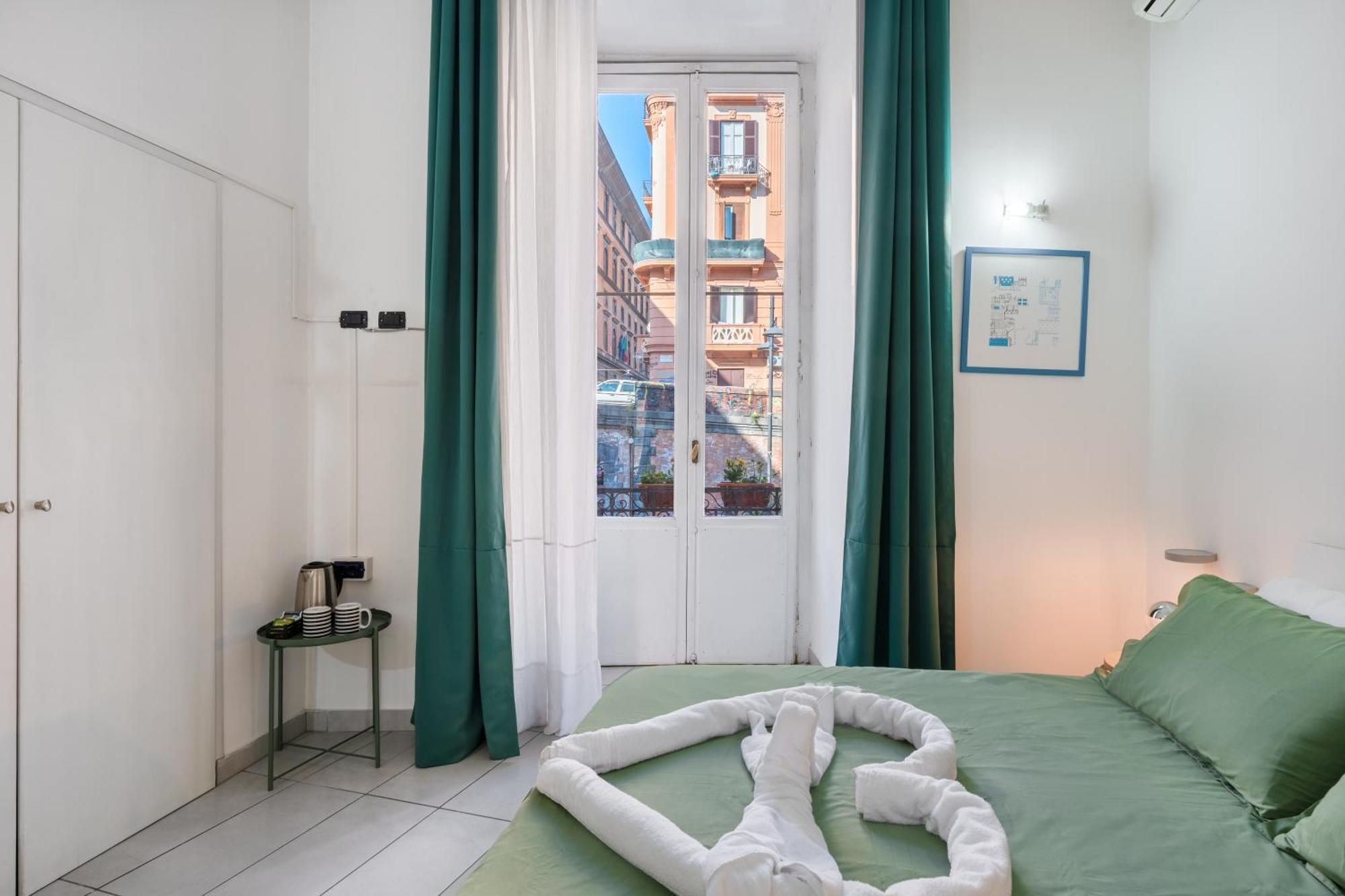 Nina Suites نابولي المظهر الخارجي الصورة