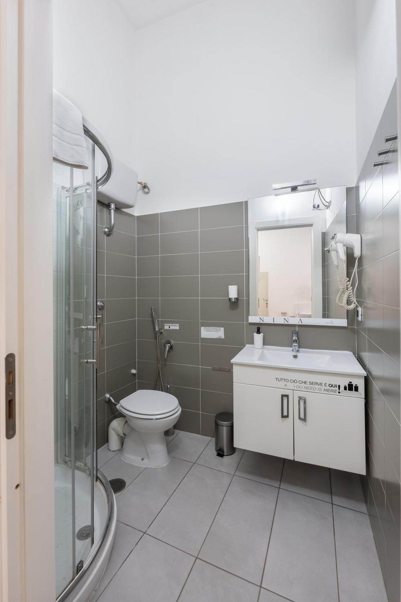 Nina Suites نابولي المظهر الخارجي الصورة